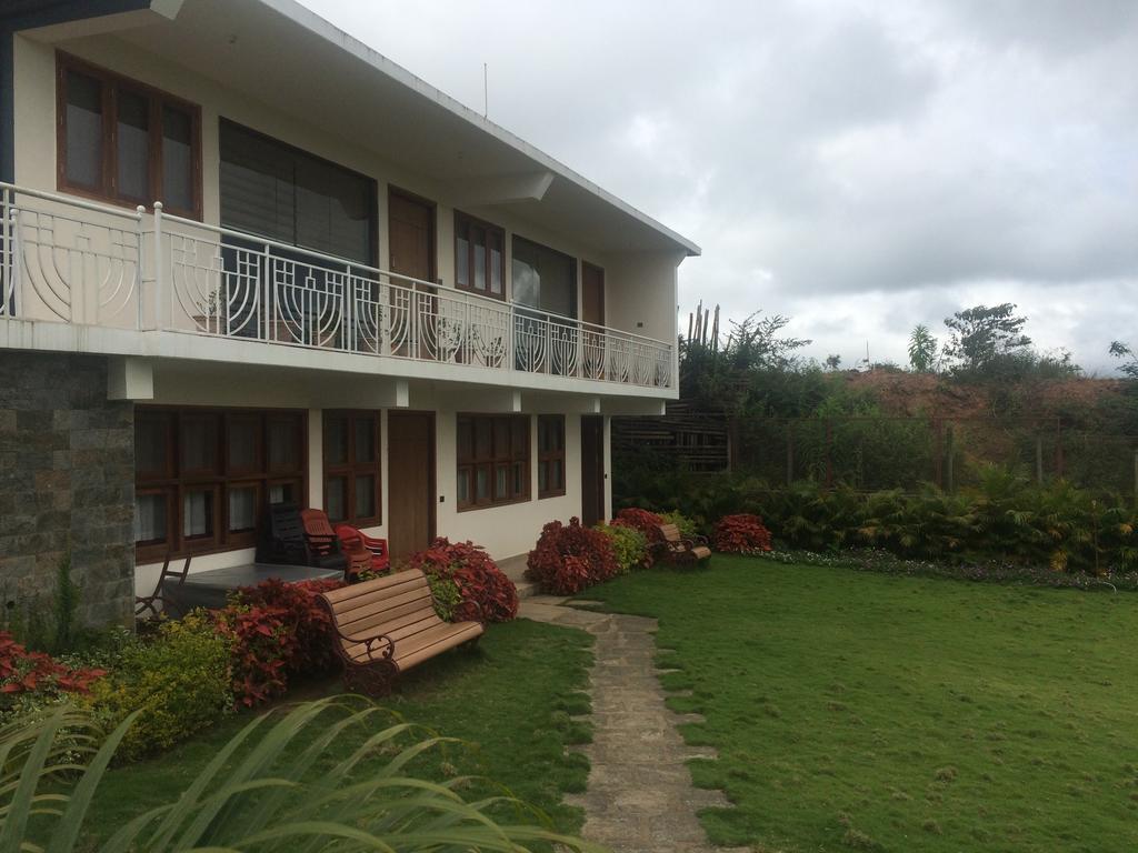Leisure Vacations Heavenly Hills Villa Madikeri Exterior photo